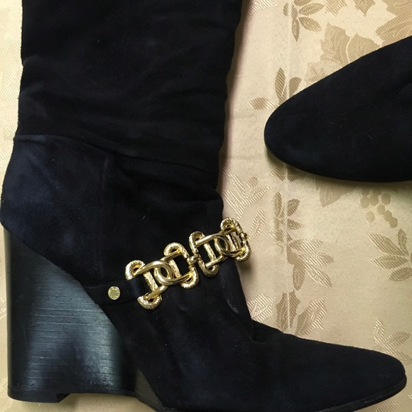 BCBG suede wedge boots 37.5 - Picture 3 of 7